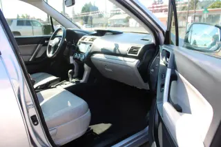 2016 Subaru Forester 4dr CVT 2.5i Limited PZEV