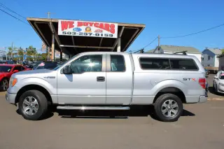 2013 Ford F-150 4WD SuperCab 145" STX