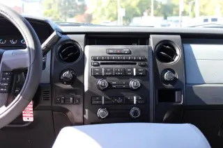 2013 Ford F-150 4WD SuperCab 145" STX
