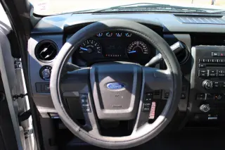 2013 Ford F-150 4WD SuperCab 145" STX