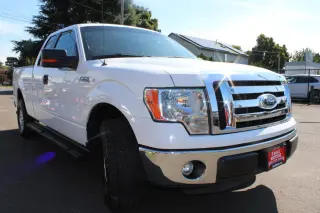 2012 Ford F-150 2WD SuperCab 145" XLT