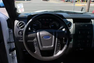 2012 Ford F-150 2WD SuperCab 145" XLT