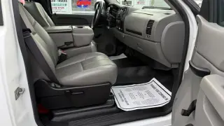 2013 Chevrolet Silverado 2500HD 2WD Reg Cab 133.7" Work Truck