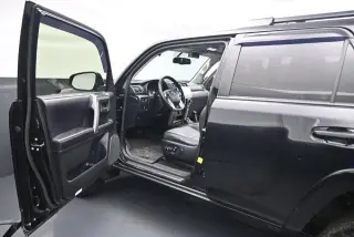 Toyota 4Runner 2018 4x4 SR5 Premium 4dr SUV