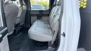 2017 Ford F-450 SD XL 2WD Crew Cab 179" WB 60" CA