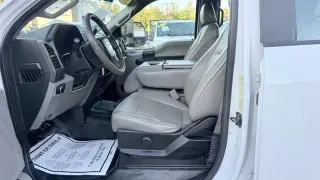 2017 Ford F-450 SD XL 2WD Crew Cab 179" WB 60" CA