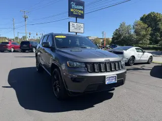 2017 Jeep Grand Cherokee LAREDO