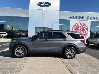 Ford Explorer 2023 AWD XLT 4dr SUV