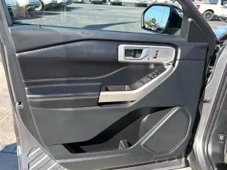 Ford Explorer 2023 AWD XLT 4dr SUV
