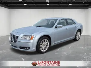 Chrysler 300 2013 tracción total en las cuatro ruedas Base 4dr Sedán