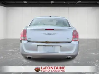 Chrysler 300 2013 tracción total en las cuatro ruedas Base 4dr Sedán