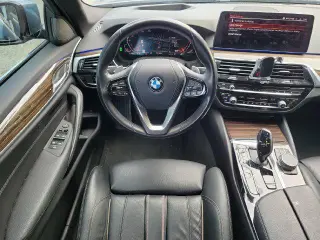 Sedán BMW Serie 5 2021 530i 4 puertas