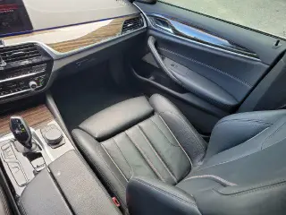 Sedán BMW Serie 5 2021 530i 4 puertas