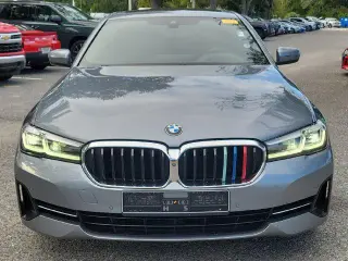 Sedán BMW Serie 5 2021 530i 4 puertas