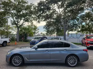 Sedán BMW Serie 5 2021 530i 4 puertas