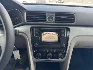 2017 Volkswagen Passat 1.8T S Auto