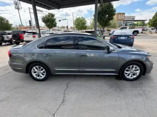 2017 Volkswagen Passat 1.8T S Auto
