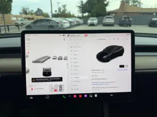2022 Tesla Model Y Performance AWD
