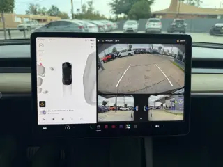2022 Tesla Model Y Performance AWD