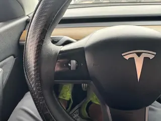 2022 Tesla Model Y Performance AWD