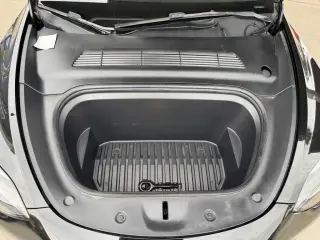 2022 Tesla Model Y Performance AWD