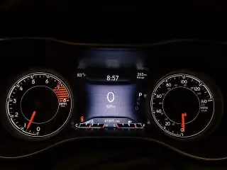 Jeep Cherokee 2021 4x4 Latitude Lux 4dr SUV