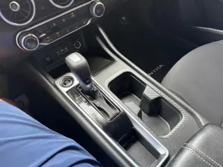 2024 Nissan Sentra SV CVT