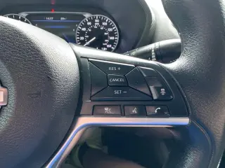 2024 Nissan Sentra SV CVT