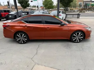 2019 Nissan Altima 2.5 SR AWD Sedan
