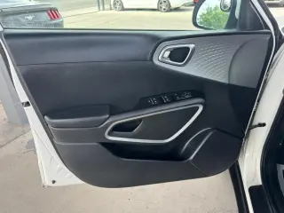 2022 Kia Soul LX IVT