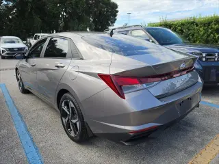 Hyundai ELANTRA 2023 SEL 4dr Sedán