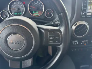 2017 Jeep Wrangler Unlimited Sahara 4x4