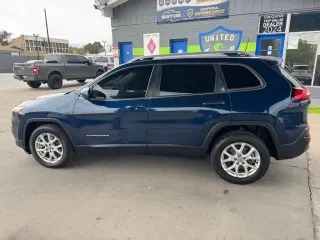 2018 Jeep Cherokee Latitude Plus FWD