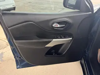 2018 Jeep Cherokee Latitude Plus FWD
