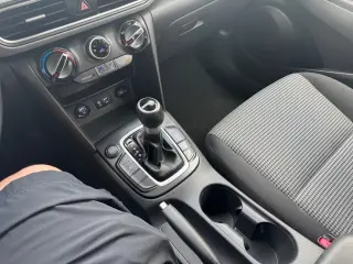 2019 Hyundai Kona SEL Auto FWD