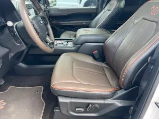 Ford Expedition 2020 4x4 King Ranch 4dr SUV