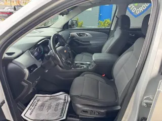 2021 Chevrolet Traverse FWD 4dr LT Cloth w/1LT
