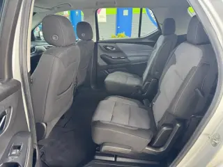 2021 Chevrolet Traverse FWD 4dr LT Cloth w/1LT