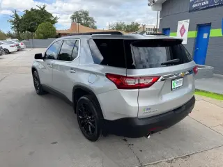 2021 Chevrolet Traverse FWD 4dr LT Cloth w/1LT
