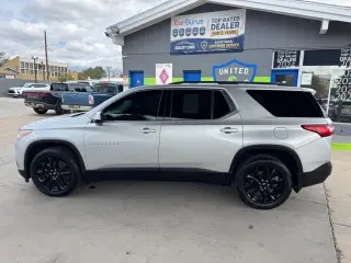 2021 Chevrolet Traverse FWD 4dr LT Cloth w/1LT