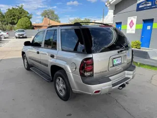 2004 Chevrolet TrailBlazer 4dr 2WD LS