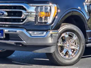 Ford F-150 2023 4x4 XLT 4dr SuperCrew 5.5 ft. SB