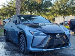 Lexus RZ 450e 2024 tracción en todas las ruedas Premium 4p Crossover con ruedas de 18 pulgadas
