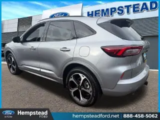 Ford Escape 2023 AWD ST-Line Select 4dr SUV