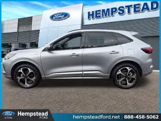 Ford Escape 2023 AWD ST-Line Select 4dr SUV