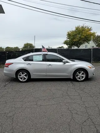 2014 Nissan Altima 4dr Sdn I4 2.5 SV