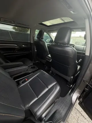 2019 Toyota Highlander Limited V6 FWD (Natl)