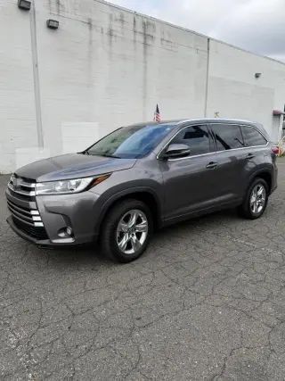 2019 Toyota Highlander Limited V6 FWD (Natl)