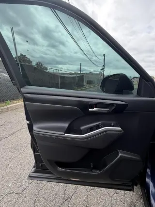 2021 Toyota Highlander XLE AWD (Natl)