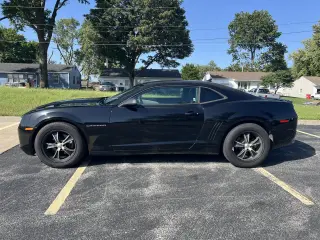 2013 Chevrolet Camaro 2dr Cpe LS w/2LS